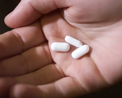 Daily Aspirin Demonstrates Major Benefit in Preventing Bowel Cancer Recurrence, Study Finds